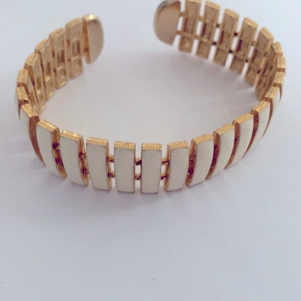 Vintage gold cuff bangle bracelet